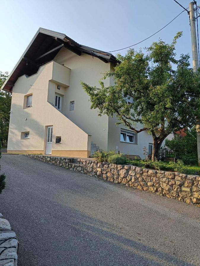 Apartment Dado スルニュ エクステリア 写真